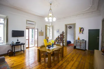 Elegant and Comfy Old City Apartment Hotel a 