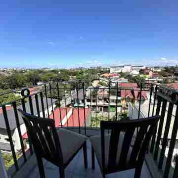 Comfy Condo with Balcony for A great Stay. Paranaque near Airport Others