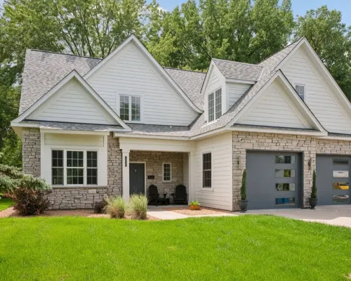 Architecturally designed  4 bedroom home walking distance to downtown Wayzata Hotels in Wayzata