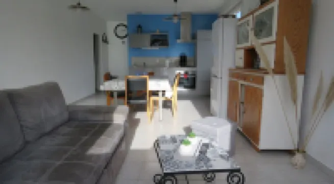 House near beach, port and shops, quiet area, private parking and courtyard.