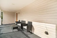 5BedR, Sleeps 16, Big Yard, Game Room, Pet OK, CVNP