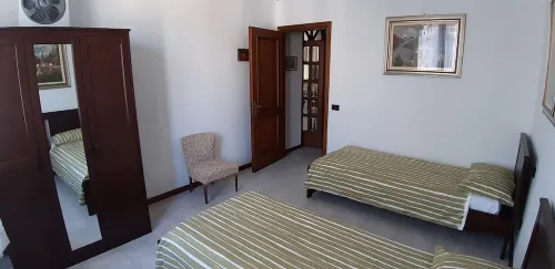 CLASSIC APARTMENT WITH 2 LARGE ROOMS AND 2 BALCONIES