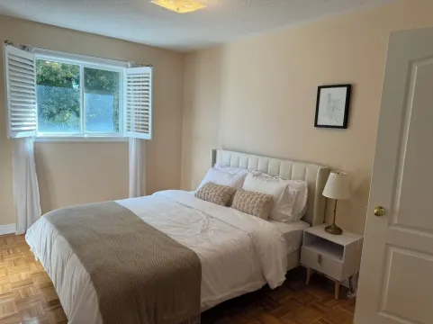 4-bedroom house in Vaughan, near Wonderland