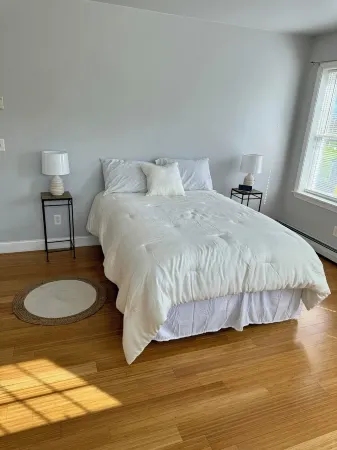 New! Old Orchard Beach Apartment Отели рядом с достопримечательностью «Палас Плейленд»