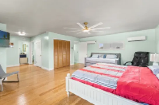 Waterfront Bliss in Hernando Beach. Dock, Kayaks & Sunsets