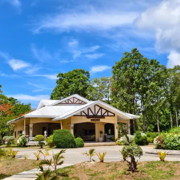 Ogtong Cave Resort