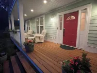 Lake Life Livin’- Beach House