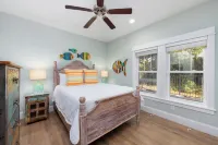 Upscale 4BR/4.5 Bath townhome/duplex in Corolla Light Resort community
