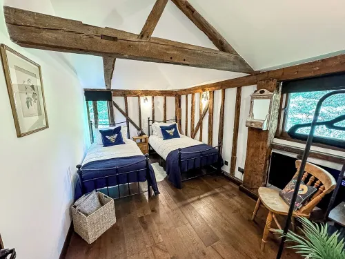 Historic Luxury 18th C Listed Barn Apartment Các khách sạn ở Uckfield