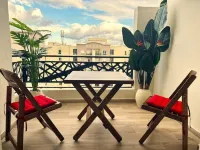 Appartement a 10 min de l Aéroport Entre les Berges du lac et Ain Zaghouene, Hotels in Soukra