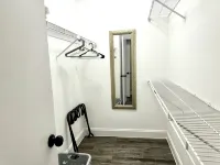 25% off New Fully Upgraded 1BD DFW South I007