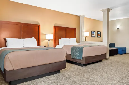 Heartland Inn and Suites