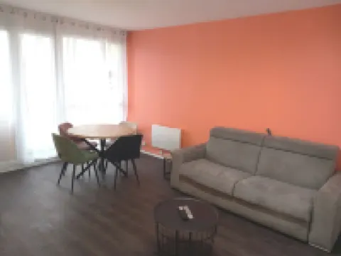 Apparently T2 close to the center