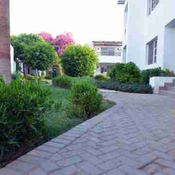 Charming 2-bedroom apartment in Sharm el sheikh with AC & High-speed Wi-Fi. Hotel Exterior