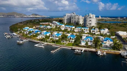 Skyline Luxury Condo