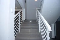 Charming 3-bedroom townhome with AC and WiFi in peaceful Abokobi Hills-Berekuso