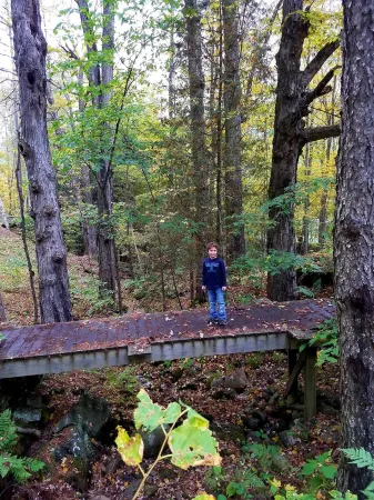 Serene 3-bedroom cabin in North Creek. Close to Gore Mountain ski resort.