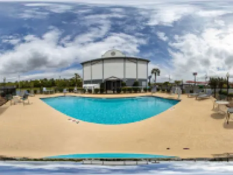 スパーク バイ ヒルトン ティフトン ティフトンのホテル