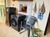 Tinina's Home: spacious, easily accessible, very Clean, secure and free parking Hotels in Busia