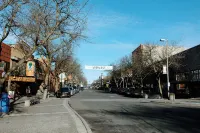 Downtown Historic Home.  One block to downtown, cozy gathering place!