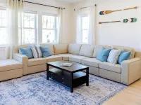 Fifa World Cup Spacious Lake House 4 Br, 2 BA U1 Hotels in Braintree