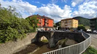 Charming, with views, comfortable and centrally located. Close to the river and the National Park. Hotels in Boltana