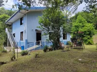 Equipped apartment, in a quiet and safe area surrounded by nature. Hotels in Golfito