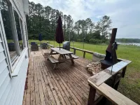 The Sailors Cottage Hotels in Mathews County