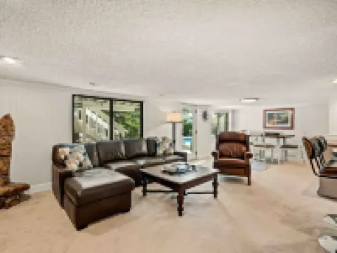 A Cozy Spring Retreat Hotels in Arvada