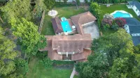 Katy Oasis with Huge Patio, Pool & Game Room