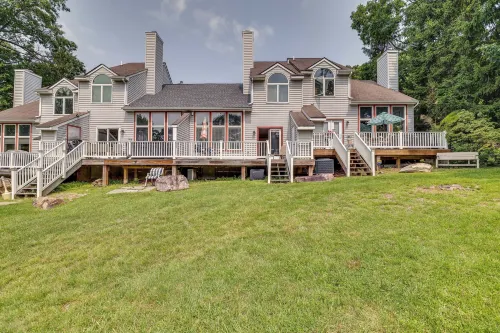 Near Big Boulder Mtn! Home w/ Fireplace & Games
