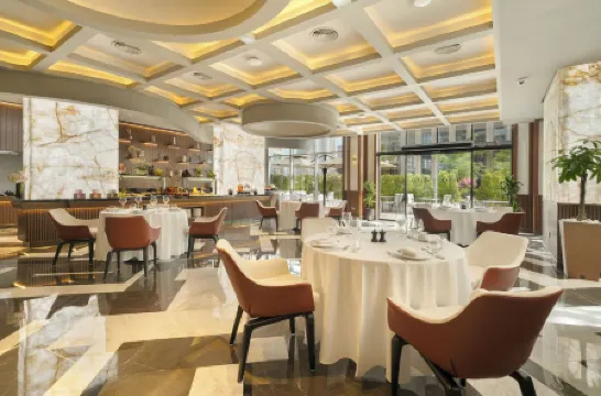 Mileo Hotel The Palm Отели рядом с достопримечательностью «Пальма Джумейра»