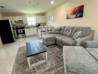 Charming 2-bedroom condo in fabulous Eagle Pass with AC, WiFi. Hotels in Rosita South