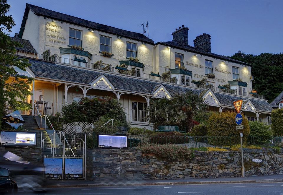 hotel overview picture