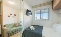 Condo. w/ Pool and Gym 70 m from the Beach - SMA Hotels in 