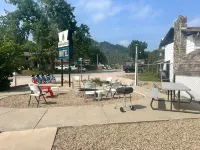 The Brookside Motel by Belvilla Keystone Near Mt Rushmore 마운트 러스모어 UT 호텔