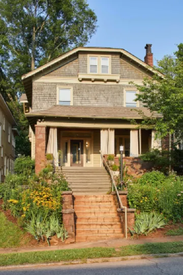 Apt3 Charles - Modern Fun Sun-filled Loft Отели в г. 