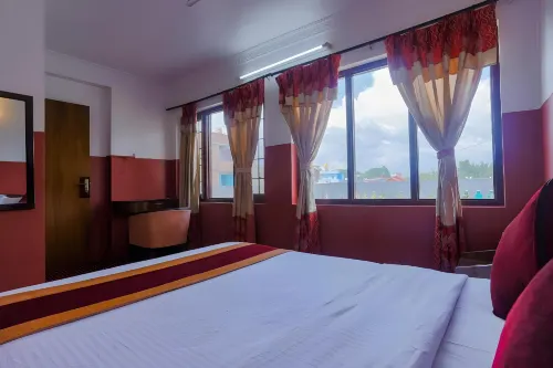 Hotel Aakansh Hotels in Karyabinayak