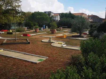 Appart.t2 Avec vue lac ,150m de la Mer. Dans Village de Vacances 5 Piscines