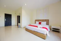 RedDoorz Plus Near Ferry Terminal Batam Center