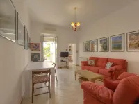 Vacation home with private pool, Floridia