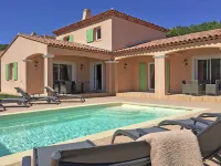 Holiday Home in Le Plan-de-la-Tour with Pool