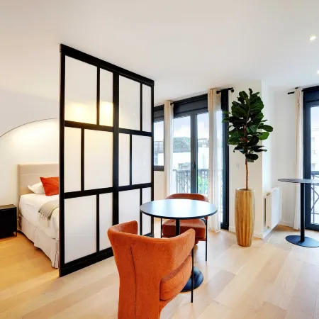 Studio Sleek & Refined - Levallois-Perret Отели рядом с достопримечательностью «Парк Планшет»