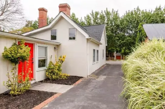 The Penny Postcard Historic House