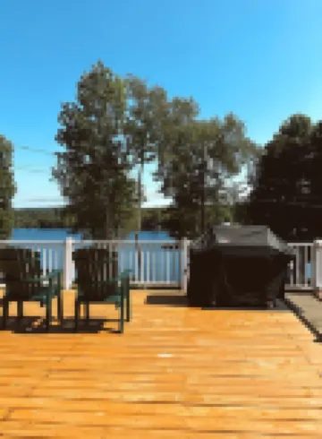 Spacious 5-bedroom house in charming South Colton with AC, WiFi, great fishing!