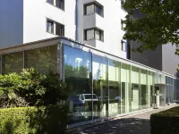 ibis Styles Kortrijk Expo Hotels near Lucaty