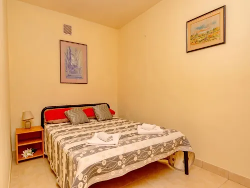 House Hidden Bay-One Bedroom Cottage with Terrace ans Sea View Hotels in Blato