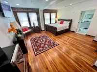 Artisan Downtown Hotels in DeLand