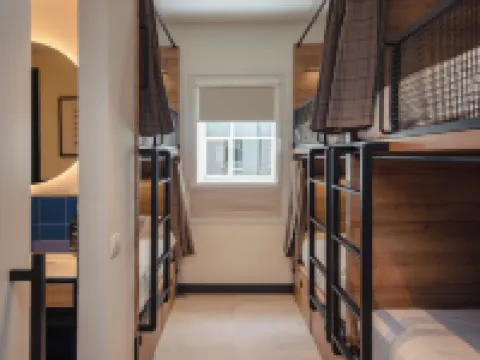 Latroupe la Granja Hotels near Estadio de San Mamés