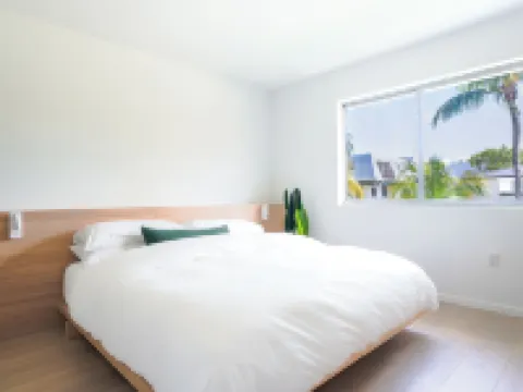 Beach Haus Key Biscayne Contemporary Apartments Hoteles en Key Biscayne